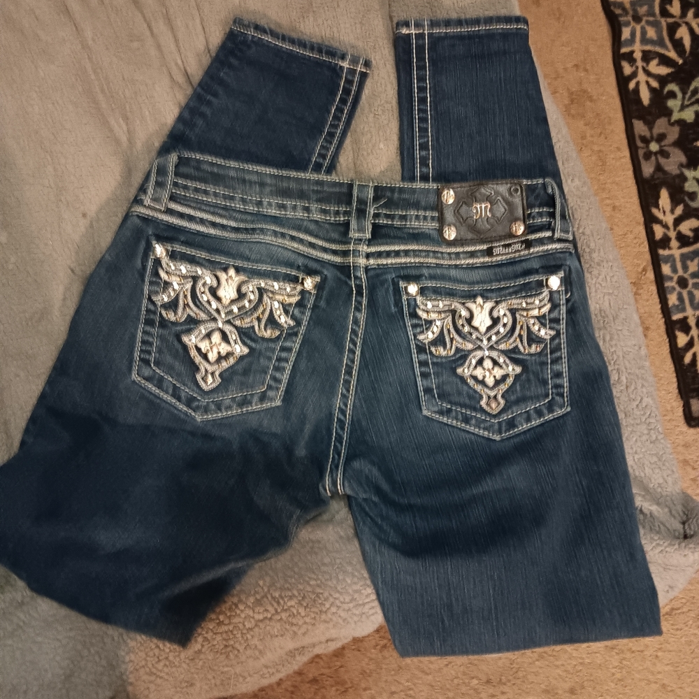 Size 29 Miss Me Jean's inseam 32